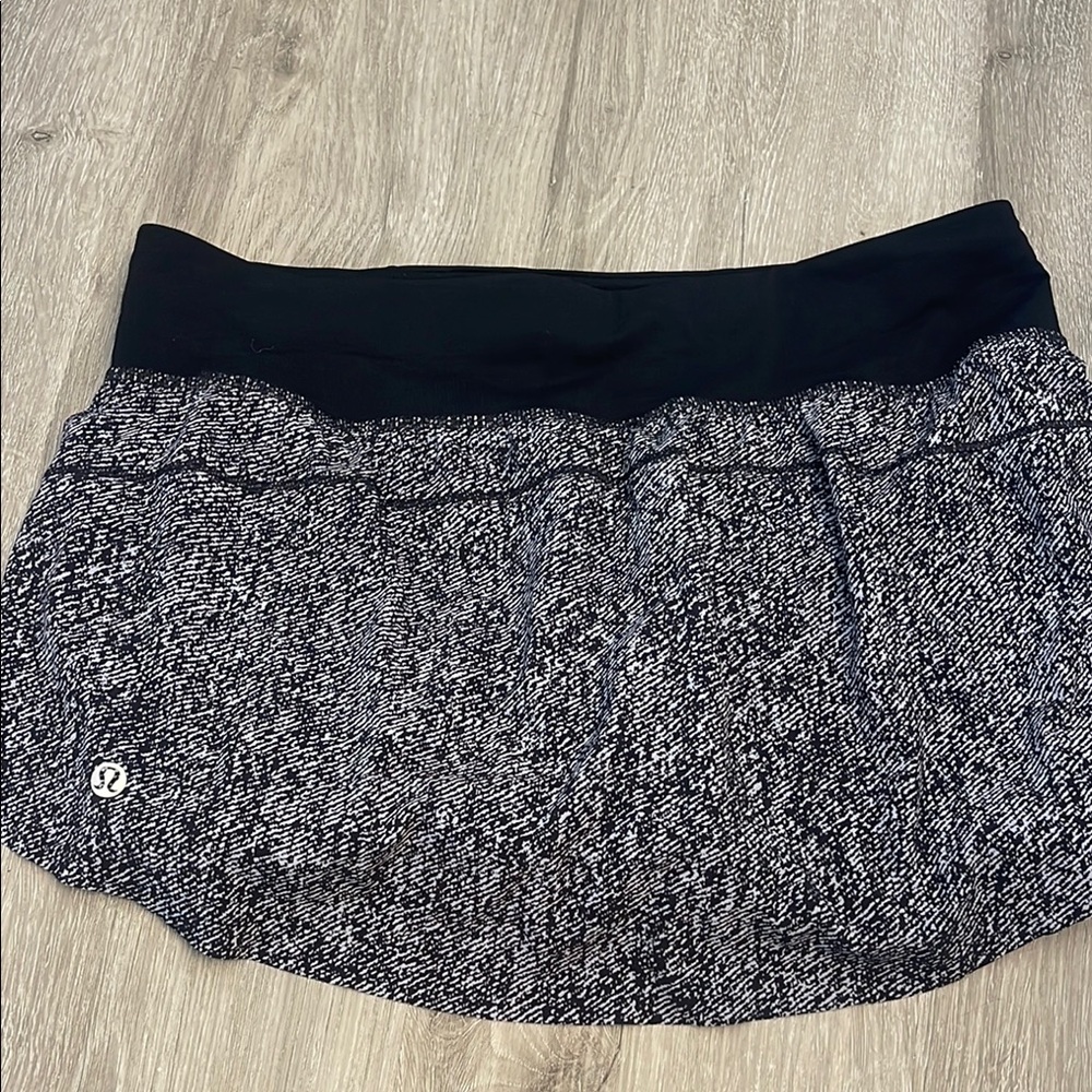 Lululemon Athletica Black and White High-Low Skater Skirt